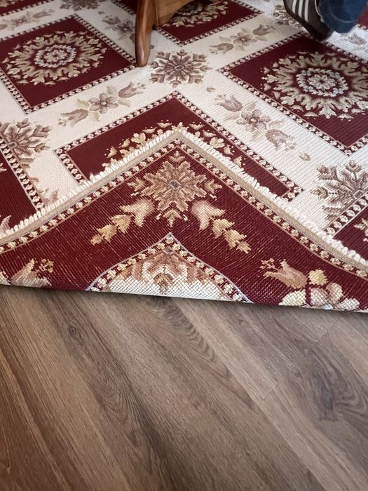 Autêntica Carpete de Arraiolos 3,00m x 2,00m – Peça Única