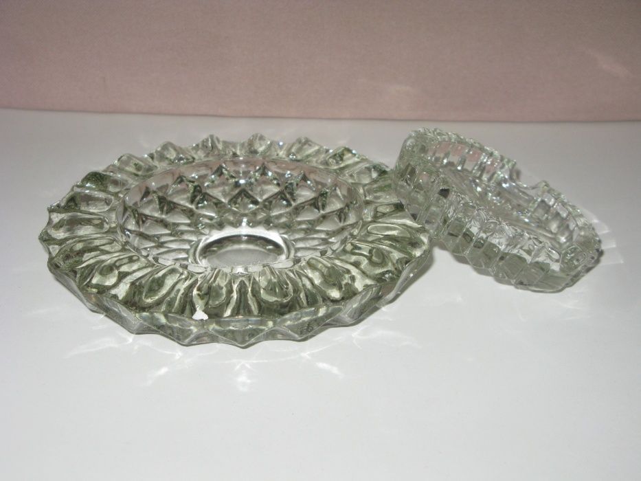 popielniczki kryształowe ładny, polecam