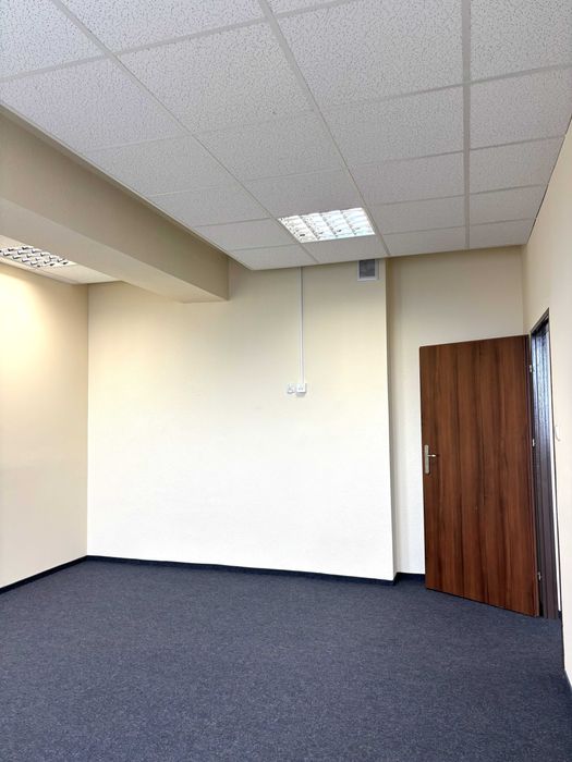 Biuro 60,69 m2 do wynajęcia Andrychów