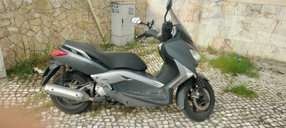 Xmax 250 cc  ano 2010