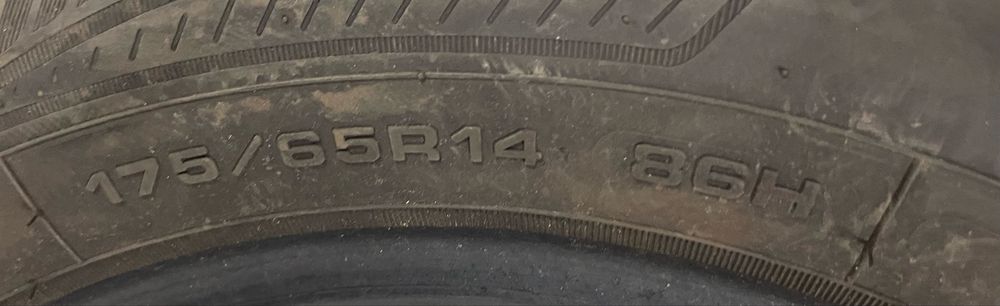 175/65R14 86H Goodyear Vector 4seasons Gen-3