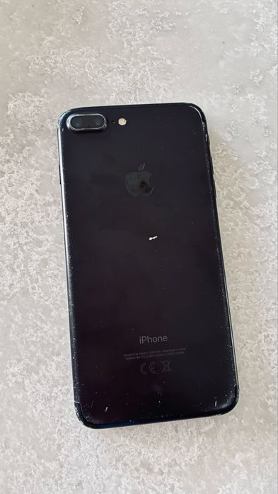 IPhone 7 plus.Apple