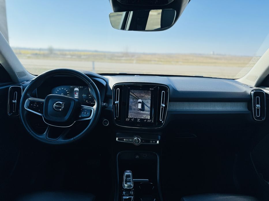 Volvo XC40 1.5PHEV AWD R-Design 2022рік Official