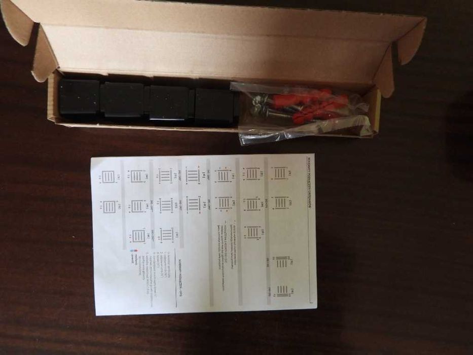 Grzejnik łazienkowy Angu 665/435 czarny mat