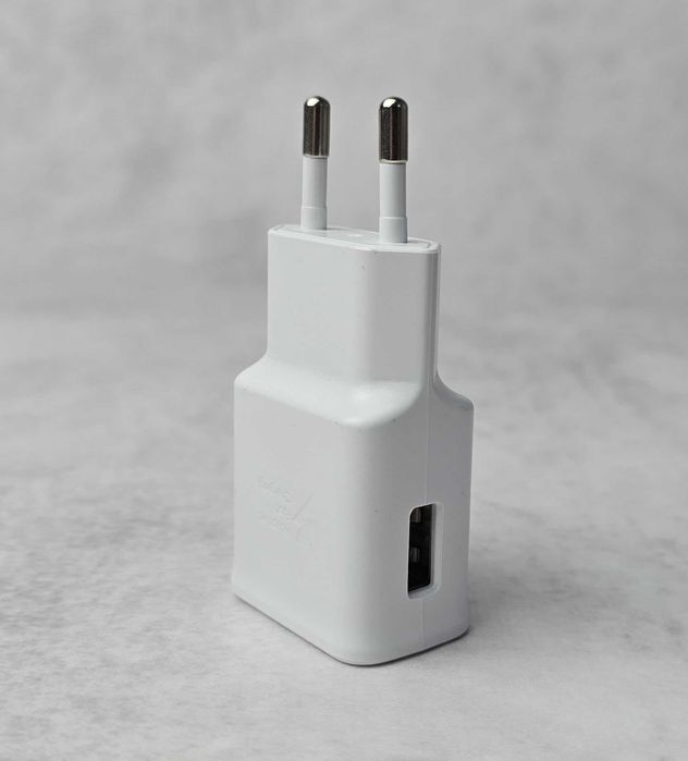 Мережевий зарядний пристрій Samsung 10-15W(9V, 1.67A) original б/в