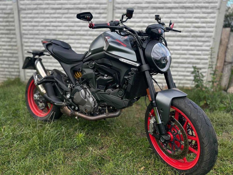 Ducati monster 937 куб. см 2023 рік (z900,mt 07 f900)