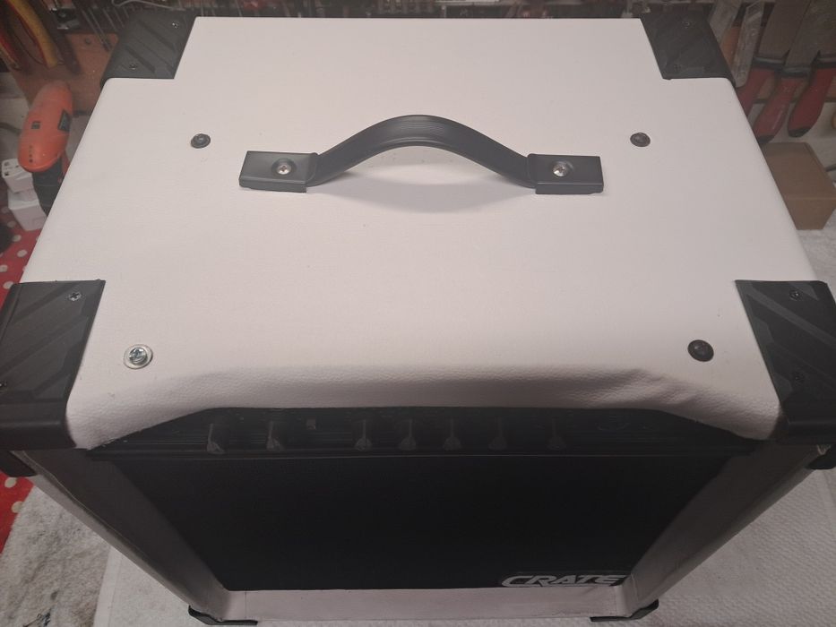 Amplificador de baixo crate bx25