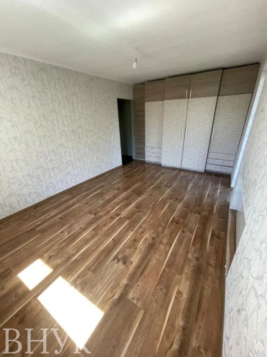 Продам двокімнатну квартиру в Ківерцях