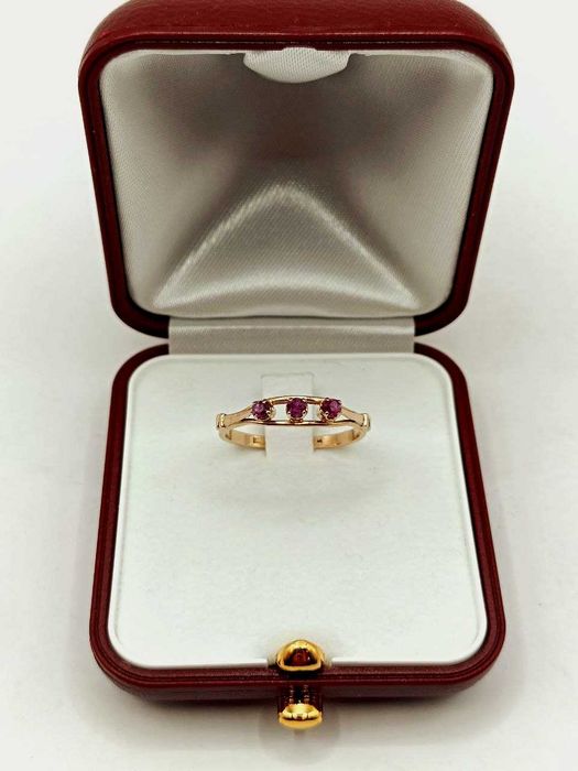 Złoty pierścionek 14K 1,70g.