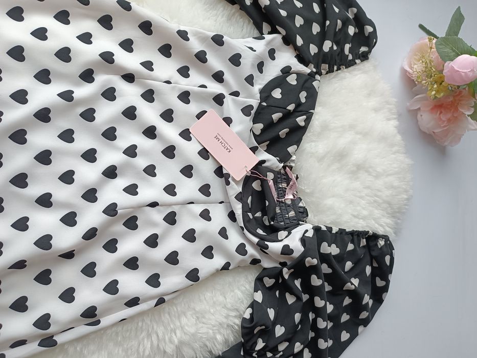 Katch Me sukienka M NOWA z metką serduszka bufiaste rękawy walentynki