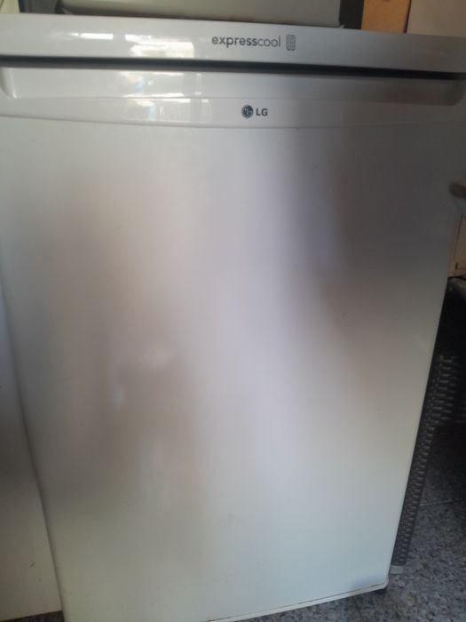 Frigorifico pequeno 70€