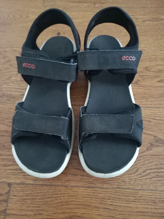 Сандалии унисекс р. 38 Ecco оригинал