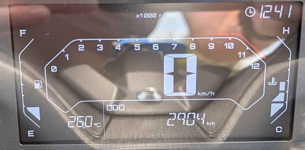 Xmax 300 2023 - 2900km... Como NOVA - RESERVADA