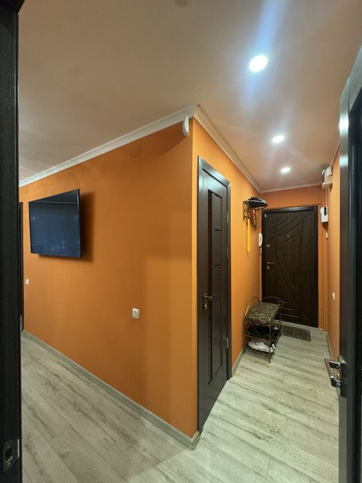 Продаж 3-кімнатної з меблями та ремонтом м. Калуш