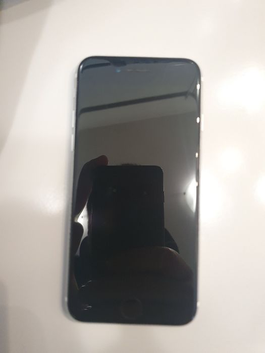 iPhone SE 2020 branco