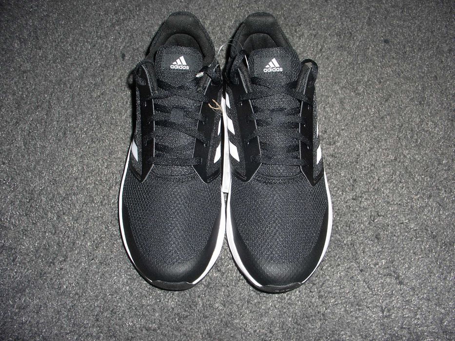 Adidas кросівки 44р. (28 см)