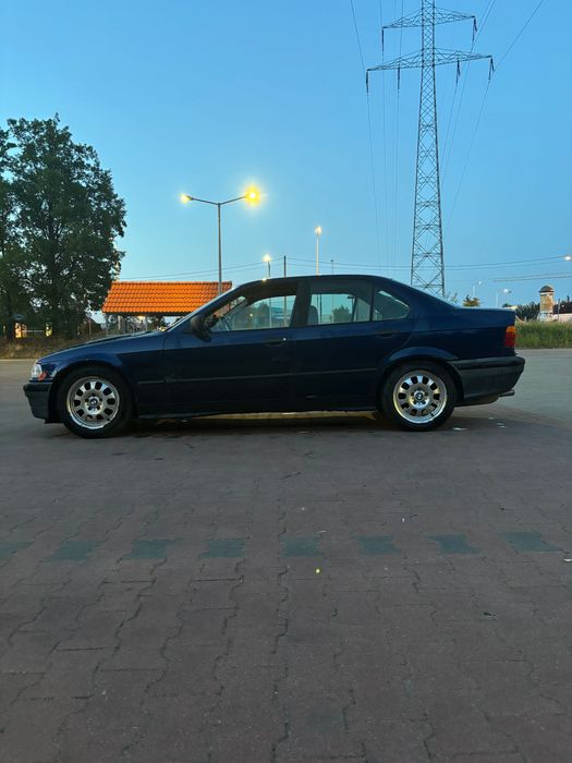 Sprzedam Bmw e36 318i