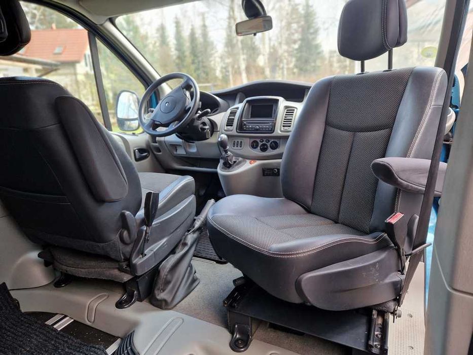 Renault Trafic Generation 115 dci webasto łóżko stolik