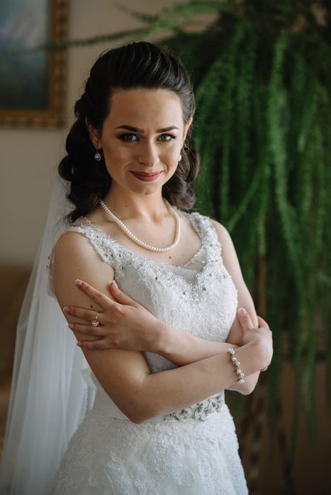 Элегантное винтажное свадебное платье со шлейфом, А-силует, XS айвори