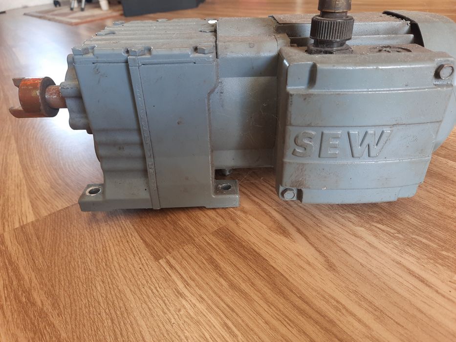 Motor redutor sew-eurodrive