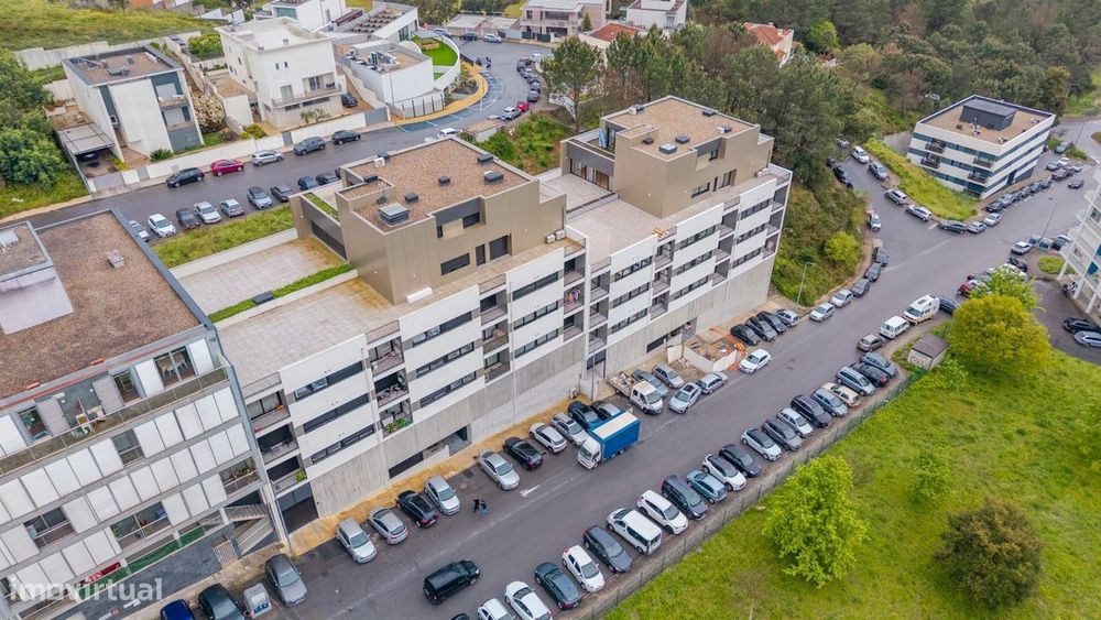 Apartamento T3 com Terraço em Gualtar, Braga