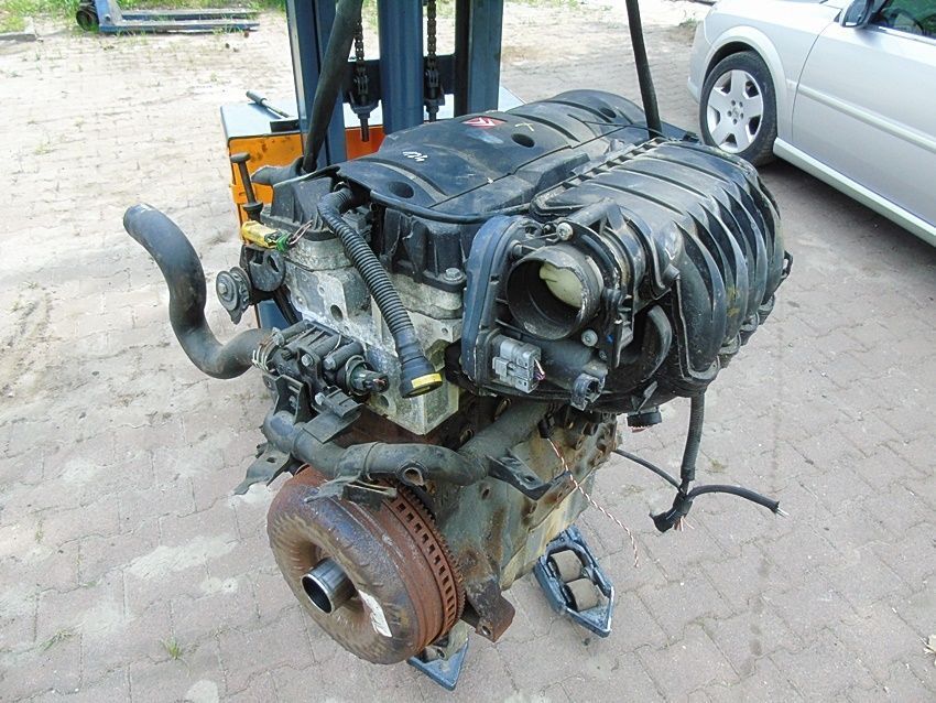 Silnik Na Części 1.6 16V 307 206 207 C4 Partner