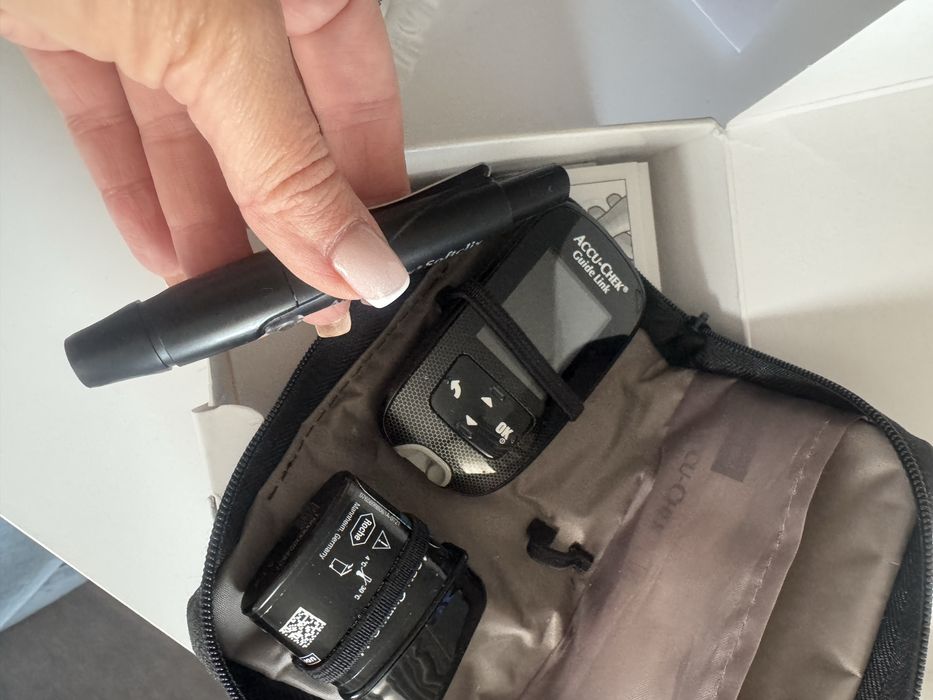 Accu chek gudie link medtronic glukometr