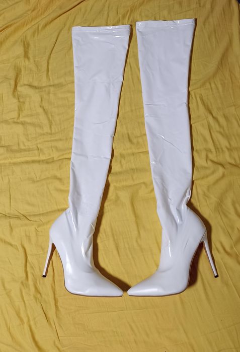 kozaki za kolano ( do połowy uda ) rozciągliwe białe 41