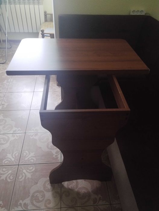 Стіл кухонний розкладний