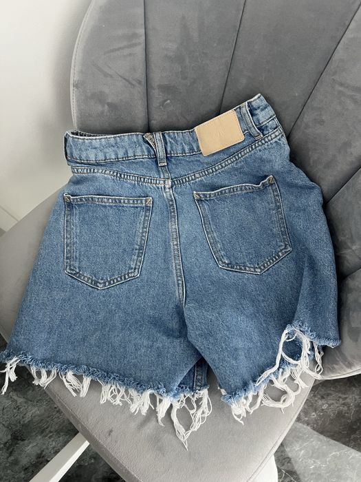 Шорти джинчові zara, 34 розмір
