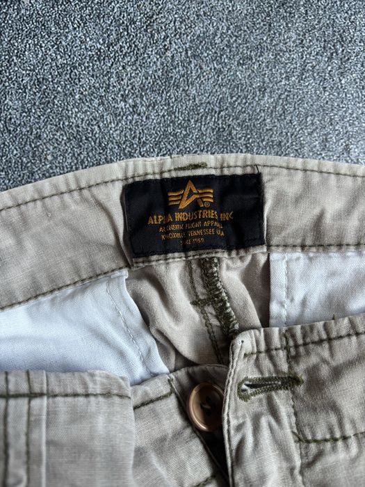 Шорти карго Alpha Industries
