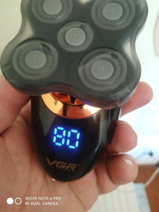 Продам беспроводную машинку для бритья