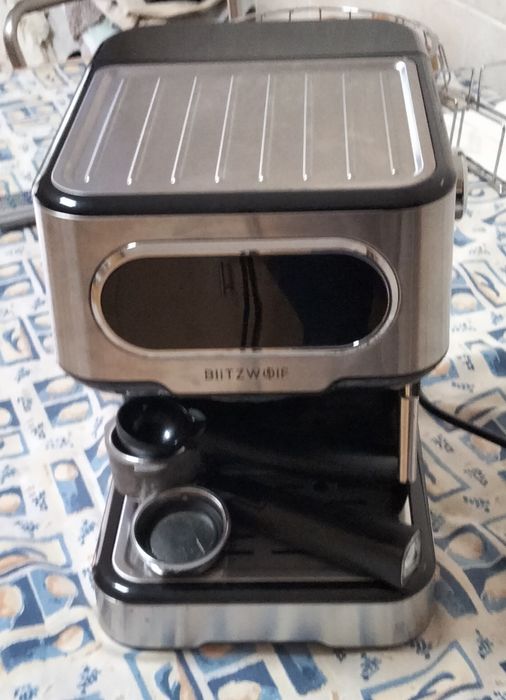 Máquina de café em pó64750934950529121