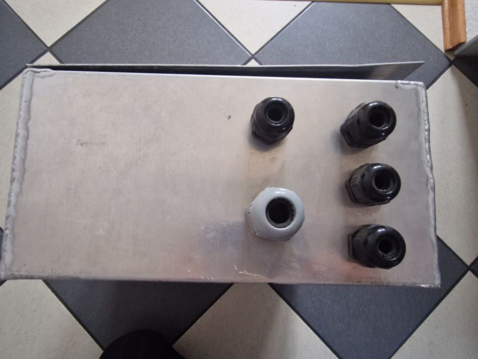Skrzynka do elektroniki aluminiowa