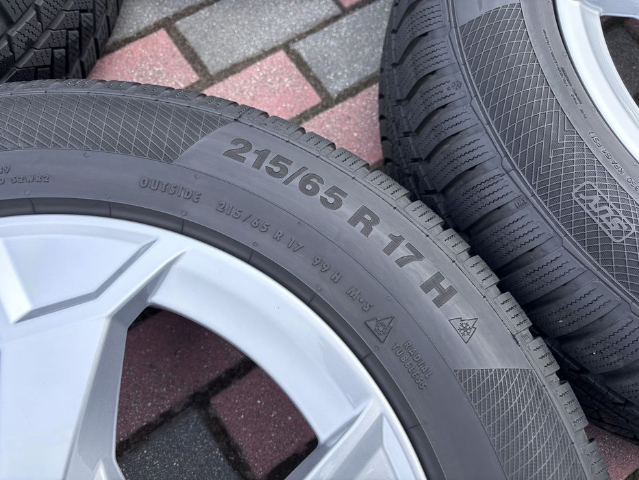 Koła zimowe Audi Q3 83A 5x112 6,5Jx17 ET38 215/65 R17 Continental VW Skoda