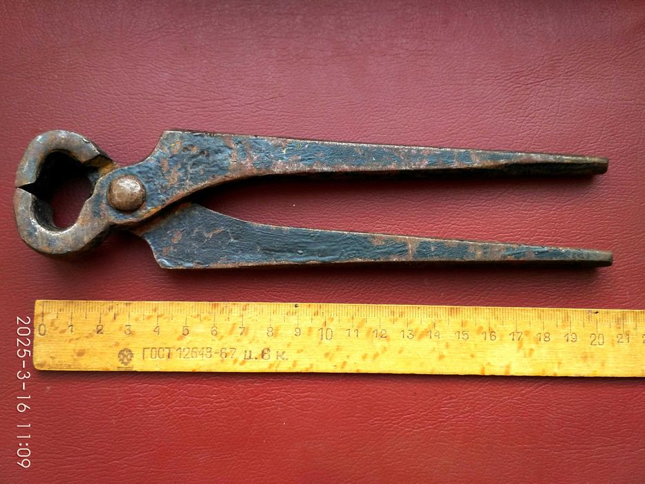 Клещи.кусачки.плоскогубцы времён СССР.