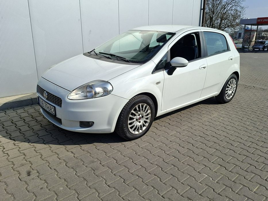 Fiat Grande Punto 1.3 diesel 5 drzwi klimatyzacja ważne opłaty