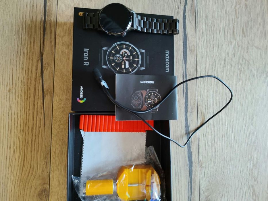 Sprzedam smartwatch Maxcom Iron