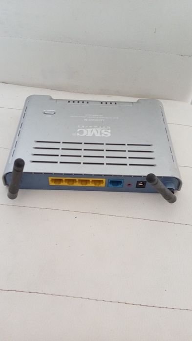 ROUTERS Internet. E Outros. Bom. 3 Fotos
