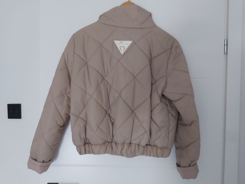 Nowa kurtka pikowana