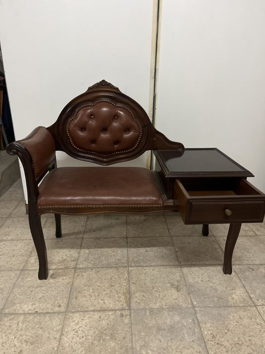 Movel de telefone - Sec. XIX