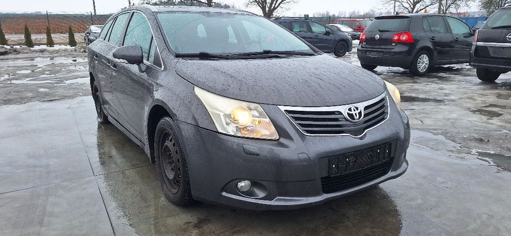 Kompletny przód toyota T27 kod lakieru 1G3