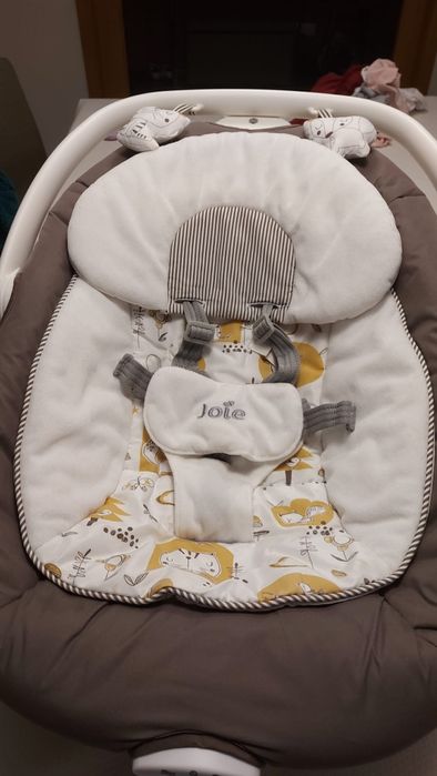 Joie Espreguiçadeira Serina 2 em 1 Swing