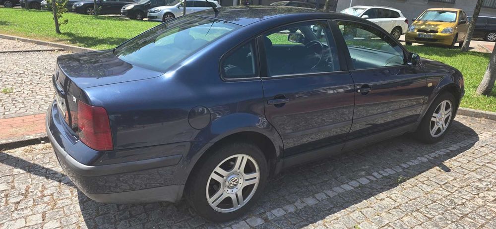 Volkswagen Passat 1.9 TDI 115 cv
