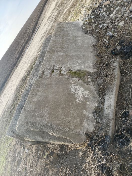 Панелі віддам даром