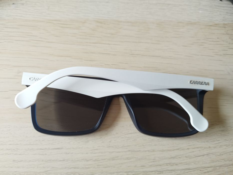 Óculos de sol Carrera 5039/S como novos