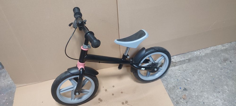 Rowerek biegowy z hamulcem