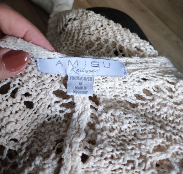 Ażurowy sweterek narzutka Amisu beż r 38 M