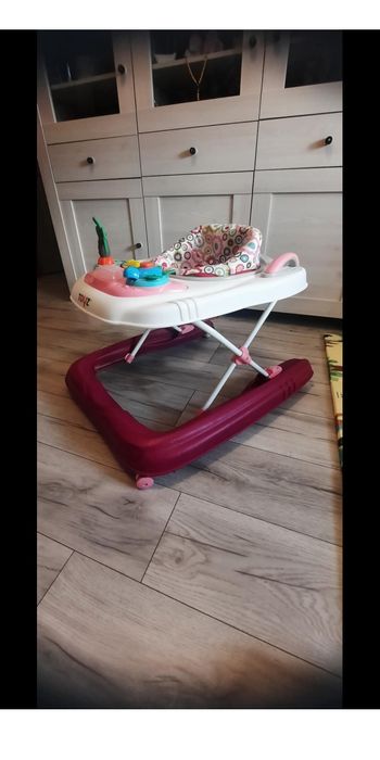 Witam, sprzedam chodzik dla dziecka 2w1.