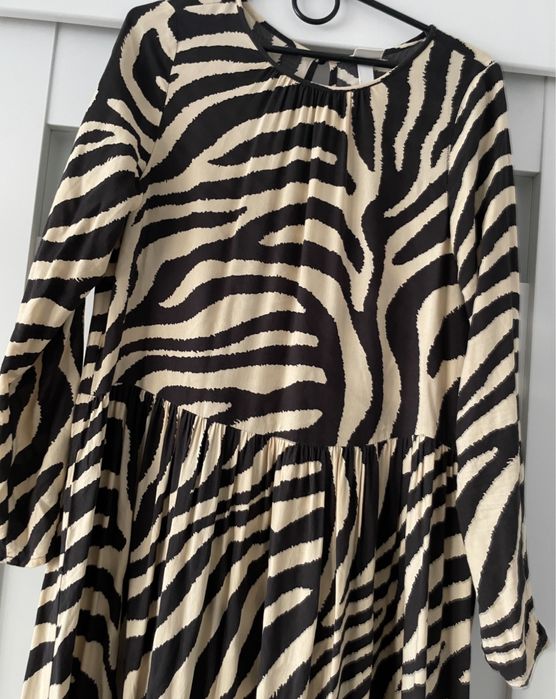 Zara długa luźna oversize  sukienka animals zwierzęcy print XS Zebra